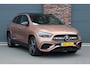 Mercedes-Benz GLA 250 e AMG Line Aut8 | Facelift | Distronic | Panoramadak | Memory | Verwarmd Stuurwiel | HUD | Multibeam LED | Keyless Go | Zitcomfortpakket |