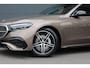 Mercedes-Benz E-klasse 300 e AMG Line Aut9 | MBUX Hyperscreen | Distronic+ | Burmester | Panoramadak | Memory | 3D-Display | Trekhaak | Digital Light | HUD | Surround Camera |