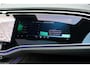 Mercedes-Benz E-klasse 300 e AMG Line Aut9 | MBUX Hyperscreen | Distronic+ | Burmester | Panoramadak | Memory | 3D-Display | Trekhaak | Digital Light | HUD | Surround Camera |