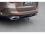 Mercedes-Benz E-klasse 300 e AMG Line Aut9 | MBUX Hyperscreen | Distronic+ | Burmester | Panoramadak | Memory | 3D-Display | Trekhaak | Digital Light | HUD | Surround Camera |