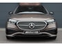 Mercedes-Benz E-klasse 300 e AMG Line Aut9 | MBUX Hyperscreen | Distronic+ | Burmester | Panoramadak | Memory | 3D-Display | Trekhaak | Digital Light | HUD | Surround Camera |