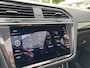 Volkswagen Tiguan 1.4 TSI 4Motion Highline R-Line / NL Auto / 2000kg Trekgewicht / Trekhaak Wegklapbaar / Schuifkanteldak / Android Auto/Applecarplay / Digital Cockpit / Navi /