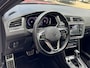 Volkswagen Tiguan 1.5 TSI R-Line nieuw model/ IQled/trekhaak/camera