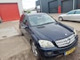 Mercedes-Benz ML-klasse distributie ketting is opgerekt en afgebroken geleider 350