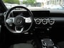 Mercedes-Benz A-klasse 200 Business Solution AMG / AUT / NAV / PDC 2x / Camera / Sfeerverlichting