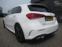 Mercedes-Benz A-klasse 200 Business Solution AMG / AUT / NAV / PDC 2x / Camera / Sfeerverlichting