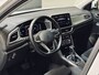 Volkswagen T-Roc 1.5 TSI DSG Style | Massage | IQ | Beats | Trekhaak