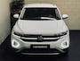 Volkswagen T-Roc 1.5 TSI DSG Style | Massage | IQ | Beats | Trekhaak