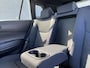 Toyota Corolla Cross Hybrid 200 Dynamic edition Navigatie, Achteruitrijcamera, Elek. achterklep, LED, LMV, Privacy glass, Smart Key, BTW Auto