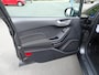 Ford Fiesta 1.0 EcoBoost Titanium Automatische airco, stuurverwarming, stoelverwarming, navigatie, parkeersensoren voor en achter, licht metalen velgen,enz,enz.