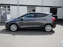 Ford Fiesta 1.0 EcoBoost Titanium Automatische airco, stuurverwarming, stoelverwarming, navigatie, parkeersensoren voor en achter, licht metalen velgen,enz,enz.