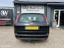 Ford Focus Wagon 1.6-16V Ambiente Airco, trekhaak