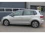Volkswagen Golf Sportsvan 1.0 TSI 81kw 110pk H6 Comfortline Cruise-control,PDC, LMV,Achteruitrijcamera ,Stoelverwarming, Navigatie . etc. .
