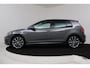 Volkswagen Golf 1.5 TSI Highline Business R (PARKEERSENSOREN, STOELVERWARMING, NAVIGATIE, AUTOMAAT, DIGITAAL DASHBOARD, CRUISE)