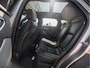 Land Rover Range Rover Velar P250 Turbo AWD R-Dynamic Carbon Edition | Afneembare trekhaak | Panoramisch schuif-/kanteldak | 24 maanden Land Rover Approved garantie