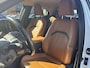Lexus UX 250h Executive Line President Pack | Mark Levinson | Stoelventilatie | Memory | Groot scherm | 360 camera | Trekhaak | HUD | Blindspot