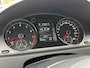 Volkswagen Passat Variant 1.4 TSI Highline Automaat | Navigatiesysteem | Climate control | Cruise control | Verlaagd | Bluetooth telefoonverbinding | Getint glas | 17 inch lichtmetalen velgen | Parkeersensoren voor en achter