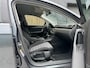 Volkswagen Passat Variant 1.4 TSI Highline Automaat | Navigatiesysteem | Climate control | Cruise control | Verlaagd | Bluetooth telefoonverbinding | Getint glas | 17 inch lichtmetalen velgen | Parkeersensoren voor en achter