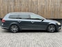 Volkswagen Passat Variant 1.4 TSI Highline Automaat | Navigatiesysteem | Climate control | Cruise control | Verlaagd | Bluetooth telefoonverbinding | Getint glas | 17 inch lichtmetalen velgen | Parkeersensoren voor en achter