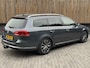 Volkswagen Passat Variant 1.4 TSI Highline Automaat | Navigatiesysteem | Climate control | Cruise control | Verlaagd | Bluetooth telefoonverbinding | Getint glas | 17 inch lichtmetalen velgen | Parkeersensoren voor en achter