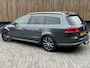 Volkswagen Passat Variant 1.4 TSI Highline Automaat | Navigatiesysteem | Climate control | Cruise control | Verlaagd | Bluetooth telefoonverbinding | Getint glas | 17 inch lichtmetalen velgen | Parkeersensoren voor en achter
