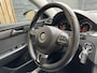 Volkswagen Passat Variant 1.4 TSI Highline Automaat | Navigatiesysteem | Climate control | Cruise control | Verlaagd | Bluetooth telefoonverbinding | Getint glas | 17 inch lichtmetalen velgen | Parkeersensoren voor en achter
