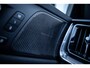 Volvo V60 2.0 T8 Recharge AWD R-Design I Pano-dak I 360° I Harman/Kardan I Stoelkoelling I Trekhaak I Dealer-onderhouden