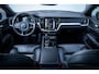 Volvo V60 2.0 T8 Recharge AWD R-Design I Pano-dak I 360° I Harman/Kardan I Stoelkoelling I Trekhaak I Dealer-onderhouden
