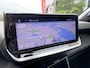 Peugeot 2008 1.2 Hybrid 136pk e-DCS6 Allure | camera , parkeersensoren voor en achter, navigatie, draadloos apple of android, adaptive cruise, 17 inch velgen