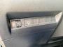 Peugeot 2008 1.2 Hybrid 136pk e-DCS6 Allure | camera , parkeersensoren voor en achter, navigatie, draadloos apple of android, adaptive cruise, 17 inch velgen