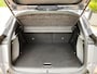 Peugeot 2008 1.2 Hybrid 136pk e-DCS6 Allure | camera , parkeersensoren voor en achter, navigatie, draadloos apple of android, adaptive cruise, 17 inch velgen