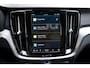 Volvo V60 2.0 T6 Plug-in hybrid AWD Plus Dark | Harman/kardon audio | Panoramadak | 360 graden camera | Elektrische voorstoelen