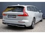 Volvo V60 2.0 T6 Plug-in hybrid AWD Plus Dark | Harman/kardon audio | Panoramadak | 360 graden camera | Elektrische voorstoelen