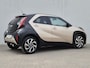 Toyota Aygo X 1.0 VVT-i S-CVT Play Automaat / Navigatie via Apple Carplay of Android Auto / Airco / Adaptief CC / Lichtmetalen wielen 17“ / Elektrische ramen voor /