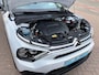 Citroën E-C4 EV 50kWh 136pk Shine | panoramadak, leder, elek. bestuurderstoel, verw. voorstoelen, voorruit en stuurwiel, camera,