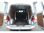 Volkswagen Transporter 2.0 TDI 150pk DSG L2H1 28 Highline | Trekhaak | Navigatie | Apple Carplay/Android Auto