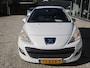 Peugeot 207 1.6 VTi Première zeer nette auto met trekhaak apk 21-05-2026