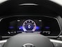 Volkswagen T-Cross 1.5 TSI R-Line Automaat | Navigatie | Apple carplay | Parkeersensoren voor/achter | R-line | Airco | Cruise control | 18 Inch Velgen |