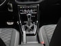 Volkswagen T-Cross 1.5 TSI R-Line Automaat | Navigatie | Apple carplay | Parkeersensoren voor/achter | R-line | Airco | Cruise control | 18 Inch Velgen |
