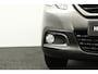 Peugeot 2008 1.2 82pk Active Automaat |Dealer onderhouden| Navigatie | Trekhaak | Panorama dak | Airco | Cruise control |