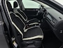 Volkswagen T-Roc 1.5 TSI Sport | Trekhaak | ACC | Stoel-/Stuuverwarming |