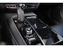 Volvo V60 T8 AWD Polestar Engineered - Panorama/schuifdak - IntelliSafe Assist & Surround - 360º Camera - Bowers & Wilkins audio - Adaptieve LED koplampen - Verwarmde voorstoelen, stuur & achterbank - Parkeersensoren voor & achter - Elektr. bedienb. voorstoelen met geheugen - Head up display - Elektr. inklapbare trekhaak - 20' LMV