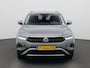 Volkswagen T-Roc 1.5 TSI Life 150 PK | Automaat | Apple Carplay | Android Auto | Parkeersensoren | Adaptive Cruise Control | Digital Cockpit | LED | Lendesteun | Getint glas | Lichtmetalen velgen |