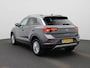 Volkswagen T-Roc 1.5 TSI Life 150 PK | Automaat | Apple Carplay | Android Auto | Parkeersensoren | Adaptive Cruise Control | Digital Cockpit | LED | Lendesteun | Getint glas | Lichtmetalen velgen |