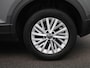 Volkswagen T-Roc 1.5 TSI Life 150 PK | Automaat | Apple Carplay | Android Auto | Parkeersensoren | Adaptive Cruise Control | Digital Cockpit | LED | Lendesteun | Getint glas | Lichtmetalen velgen |