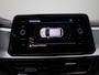 Volkswagen T-Roc 1.5 TSI Life 150 PK | Automaat | Apple Carplay | Android Auto | Parkeersensoren | Adaptive Cruise Control | Digital Cockpit | LED | Lendesteun | Getint glas | Lichtmetalen velgen |