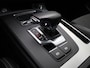 Audi Q5 50 TFSI e quattro S edition 299 PK PHEV | Automaat | S-line | Navigatie | Parkeersensoren | Trekhaak | Lichtmetalen velgen | Keyless | Virtual cockpit | Drive select | Climate control | LED | Elektrische achterklep | Cruise control |