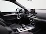 Audi Q5 50 TFSI e quattro S edition 299 PK PHEV | Automaat | S-line | Navigatie | Parkeersensoren | Trekhaak | Lichtmetalen velgen | Keyless | Virtual cockpit | Drive select | Climate control | LED | Elektrische achterklep | Cruise control |