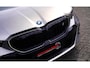 BMW i5 I5 eDrive40 M-pakket | Iconic Glow | Stoelkoeling | Panorama | BMW Driving Assistant| Harman/Kardon | 340PK | Swarovski |