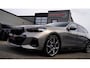 BMW i5 I5 eDrive40 M-pakket | Iconic Glow | Stoelkoeling | Panorama | BMW Driving Assistant| Harman/Kardon | 340PK | Swarovski |